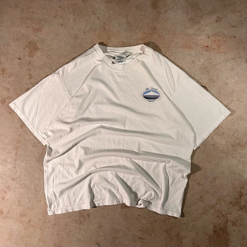 •1990’s Mt. Hood Graphic Tee•